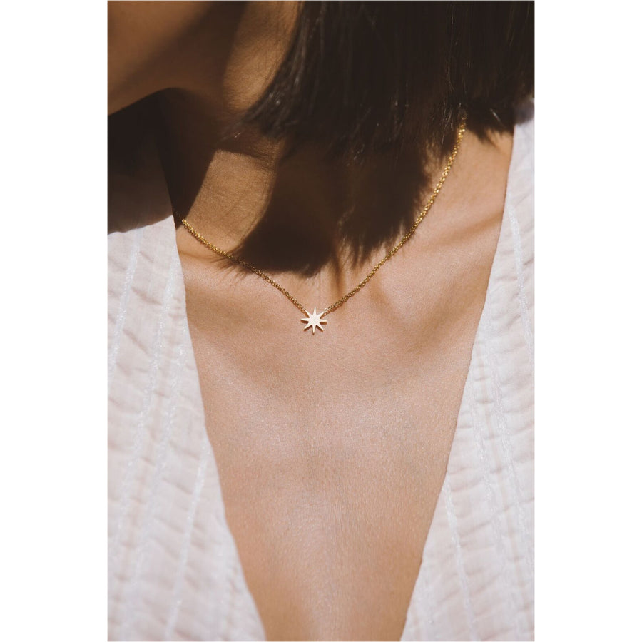 THE STELLA NECKLACE